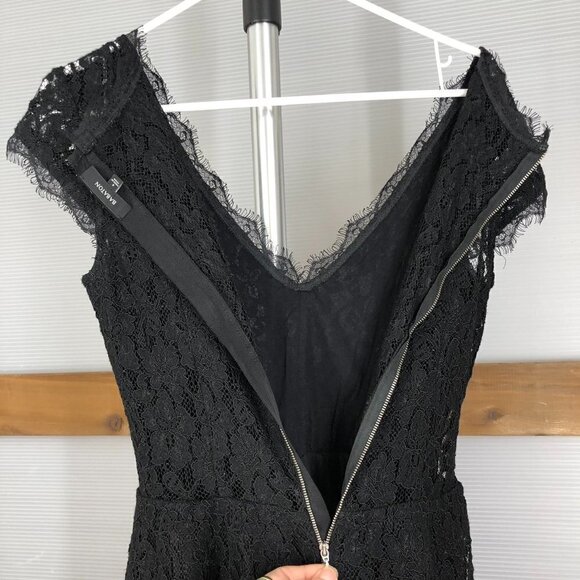 ARITZIA Babaton Tobias Black Lace Short Sleeve V-Neck Dress Sz 4 - Picture 12 of 14